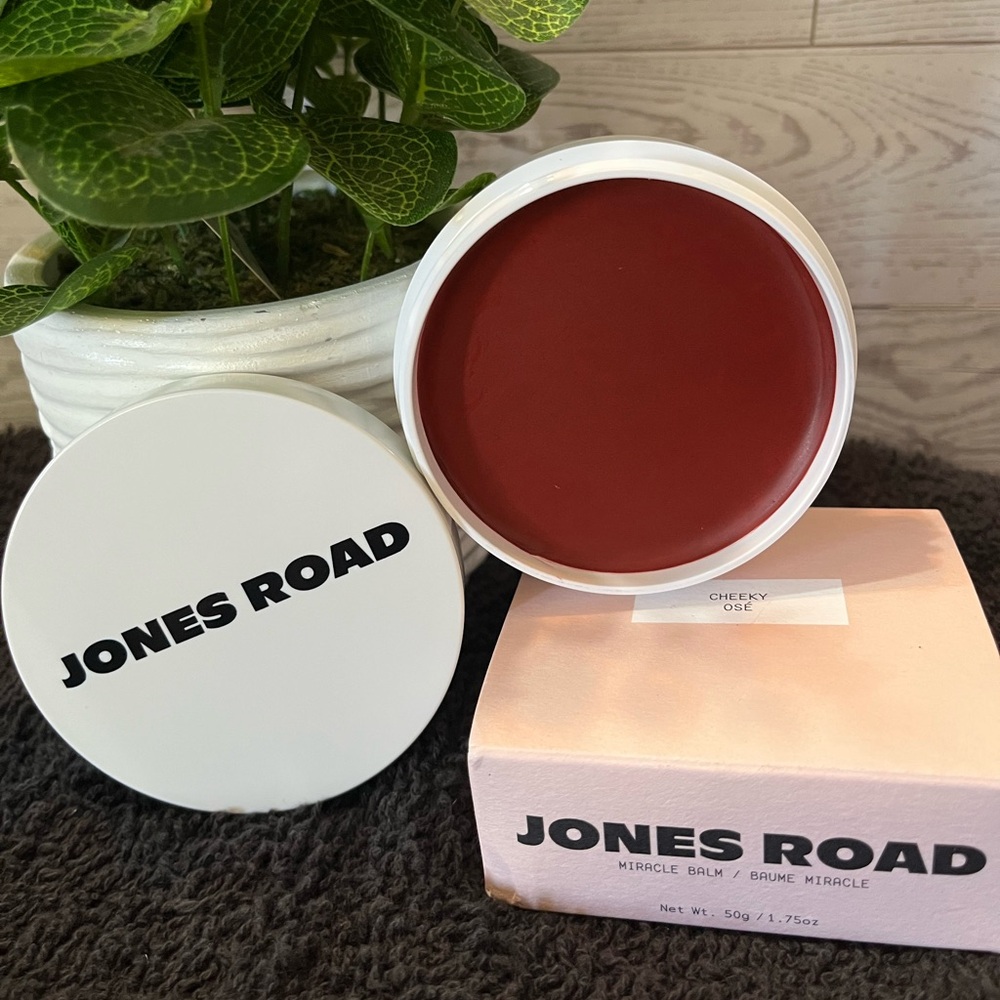 Jones Road Miracle Balm